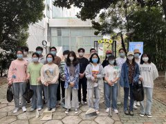 yl6809永利集团开展“发扬雷锋精神，打扫校园卫生”活动